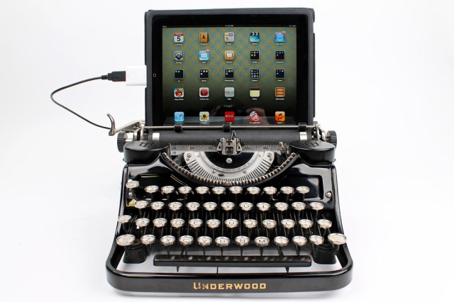 typewriter US keyboard